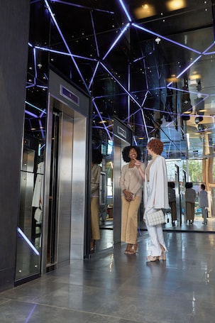 37-inch TV with cable channels