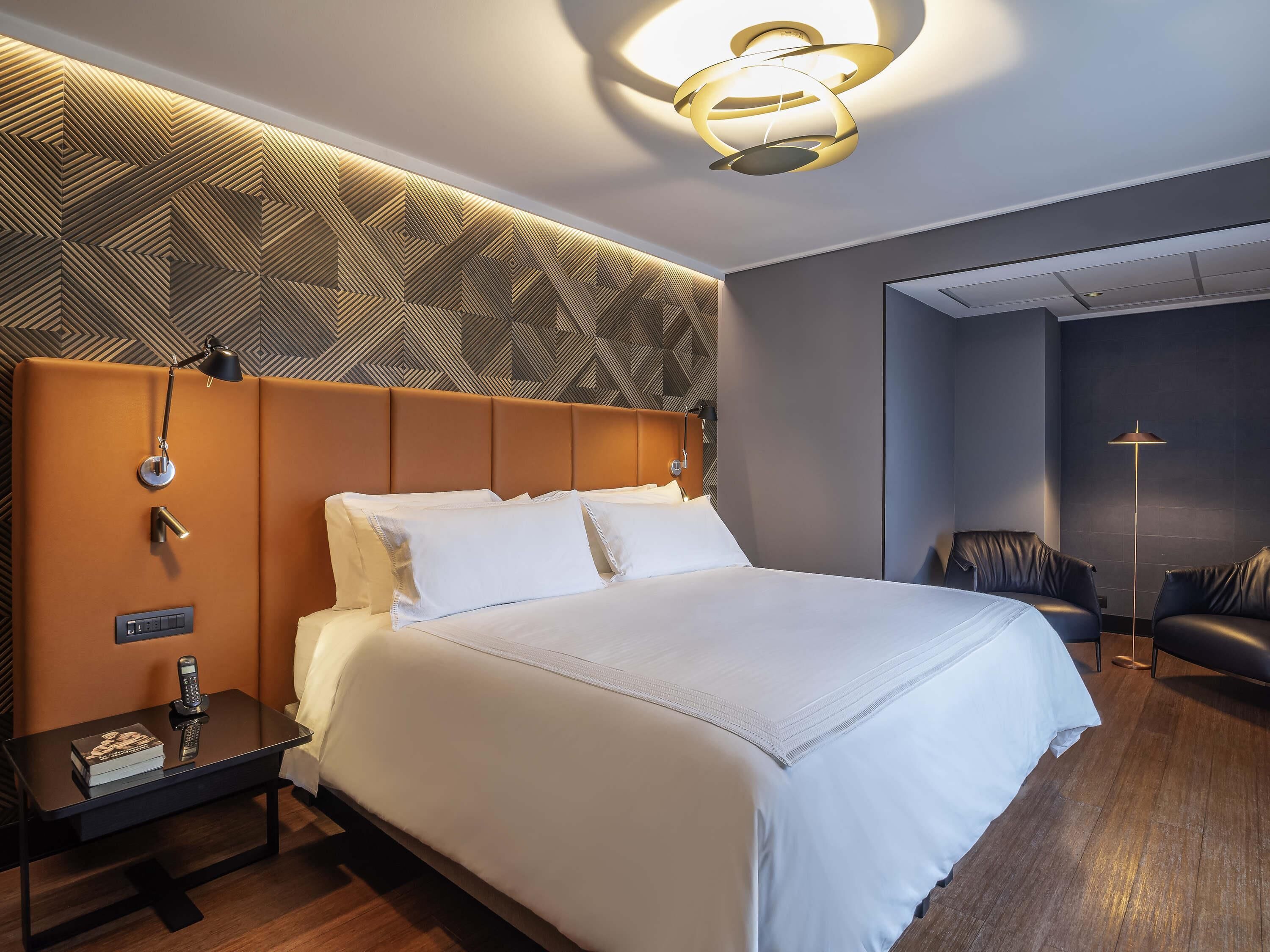 Minibar, in-room safe, desk, blackout drapes