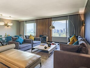Minibar, coffre-fort, bureau, rideaux dâobscurcissement