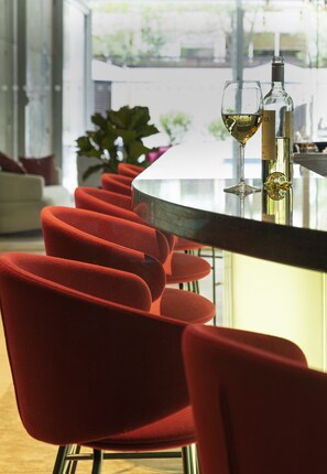 Déjeuner et dîner servis sur place