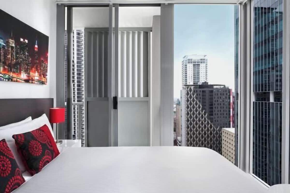 1 bedroom, premium bedding, pillowtop beds, in-room safe