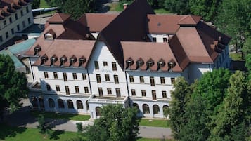 Esterni