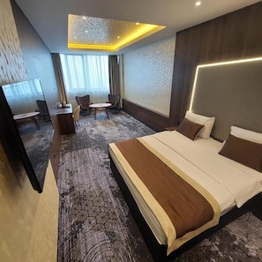 Minibar, in-room safe, free WiFi - Hotel Terme (Sarajevo)
