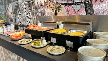 Daily buffet breakfast (EUR 9.90 per person)