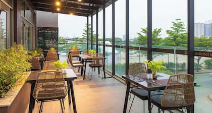 ibis Saigon South