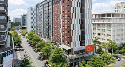 ibis Saigon South