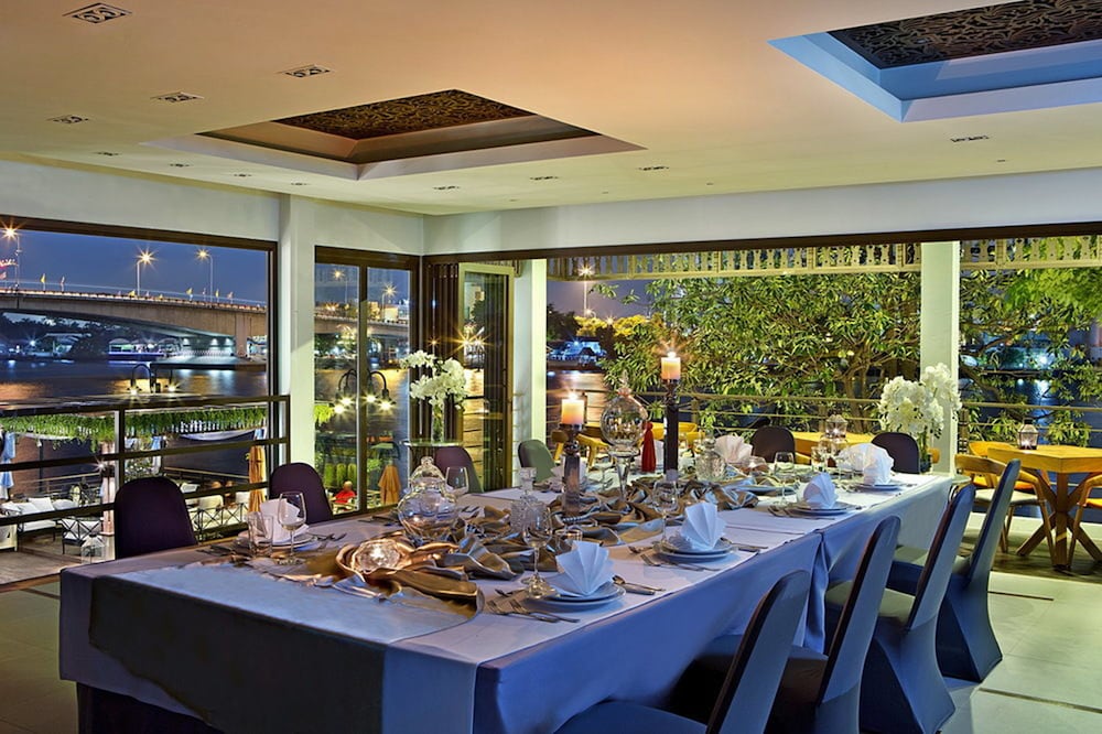 Riva Surya Bangkok by null