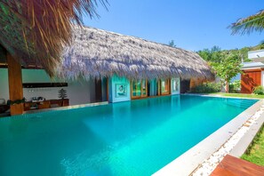 Villa, 2 habitaciones, piscina privada | Ropa de cama de alta calidad, minibar, caja fuerte