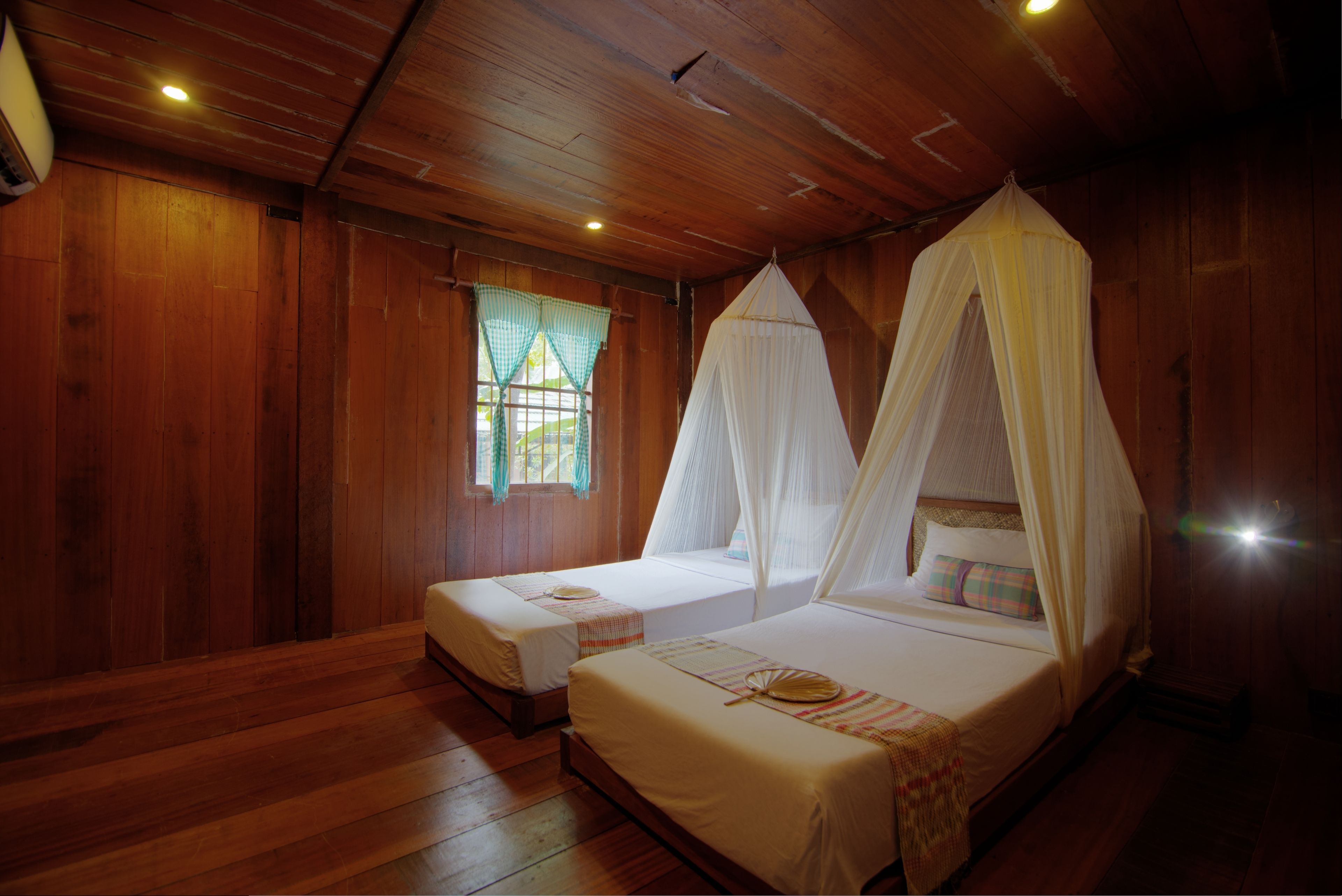 traditional wooden house, 2 bedrooms | 1 bedroom, minibar, in-room safe, desk