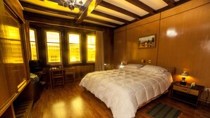 Unclassified image, 3 of 33, button - Hotel Vegas (Santiago)