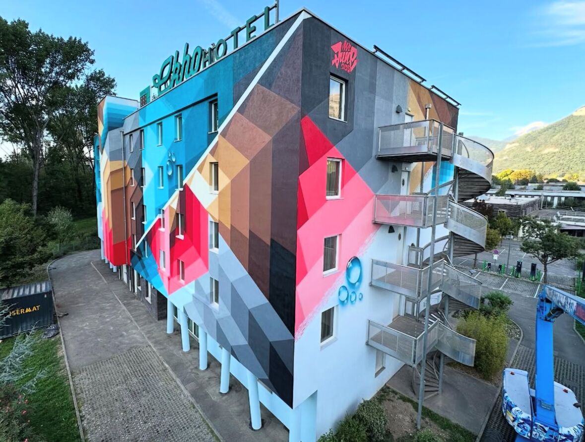 Facciata della struttura