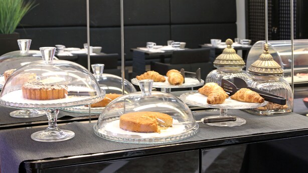 Desayuno continental incluido todos los días
