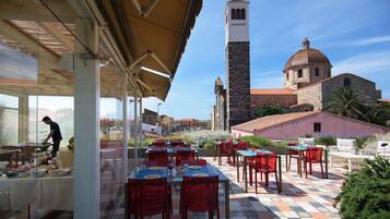 Colazione a base di specialità locali inclusa, servita tutte le mattine 