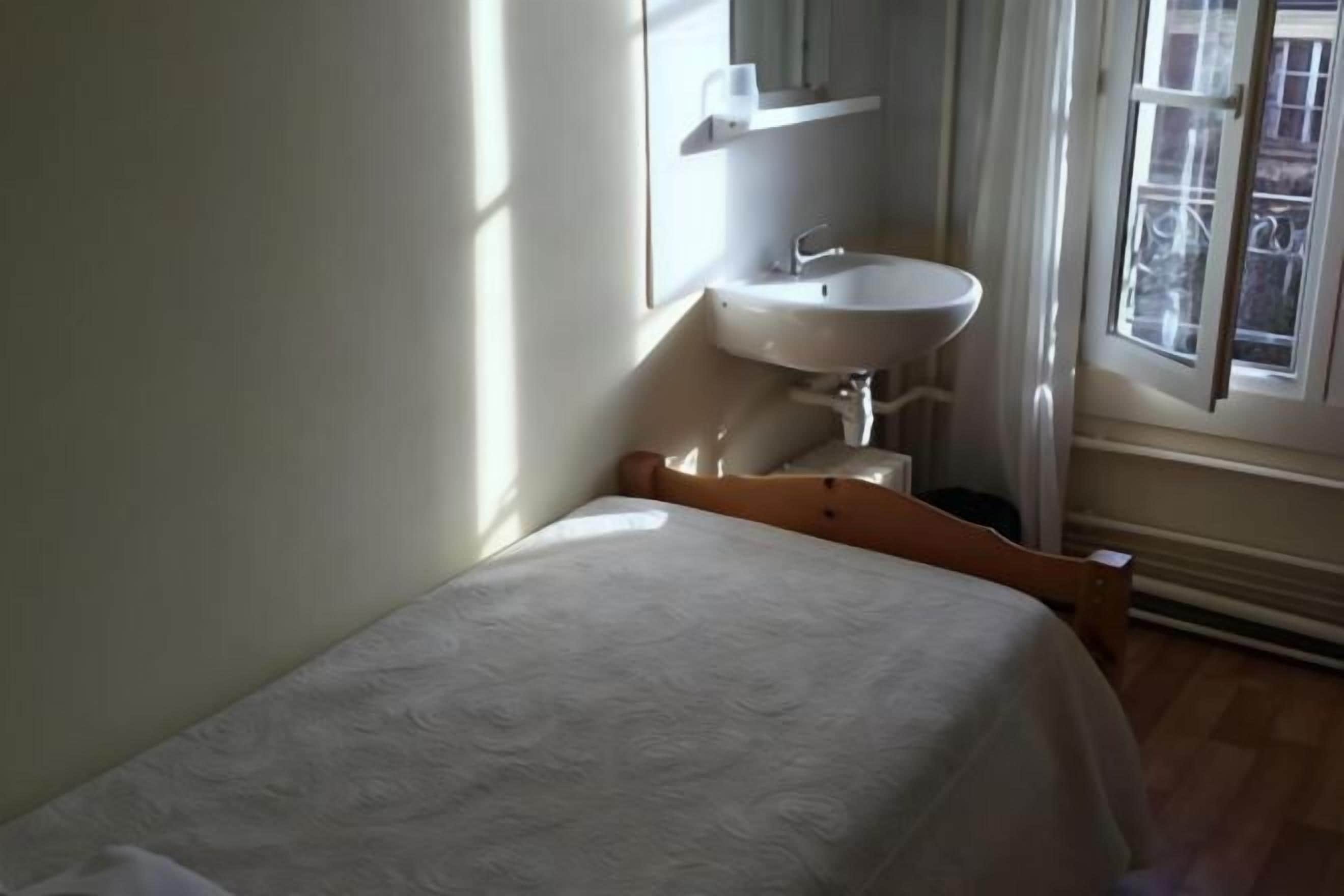 Camas Select Comfort, escritorio y wifi gratis 