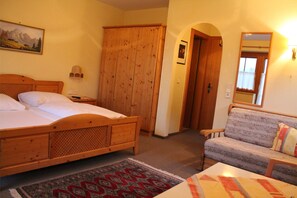Classic Double Room, Mountain View