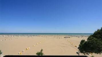 Vista a la playa o el mar