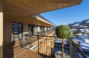 Panoramic Suite, 1 King Bed with Sofa bed, Bathtub, Mountain View | Mountain view - Hotel Zentral (Kirchberg in Tirol)