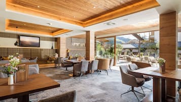 Kawasan tempat duduk lobi