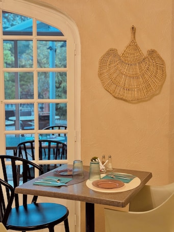 Daily buffet breakfast (EUR 10 per person)