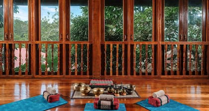 Ambong Rainforest Retreat