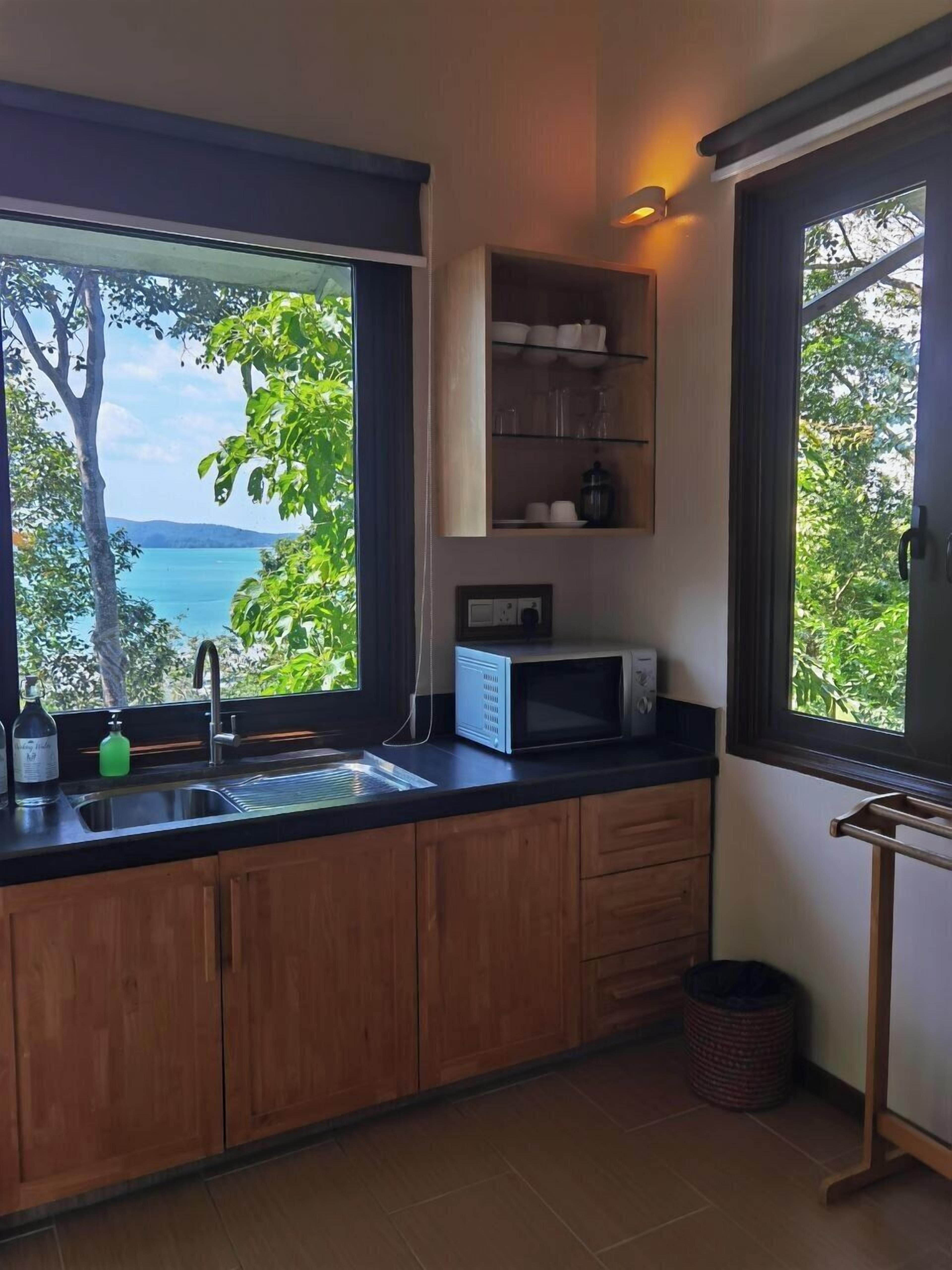 Photo - Ambong Rainforest Retreat