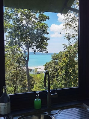 Canopy Studio | Minibar, in-room safe, individually decorated, individually furnished - Ambong Rainforest Retreat (Langkawi)