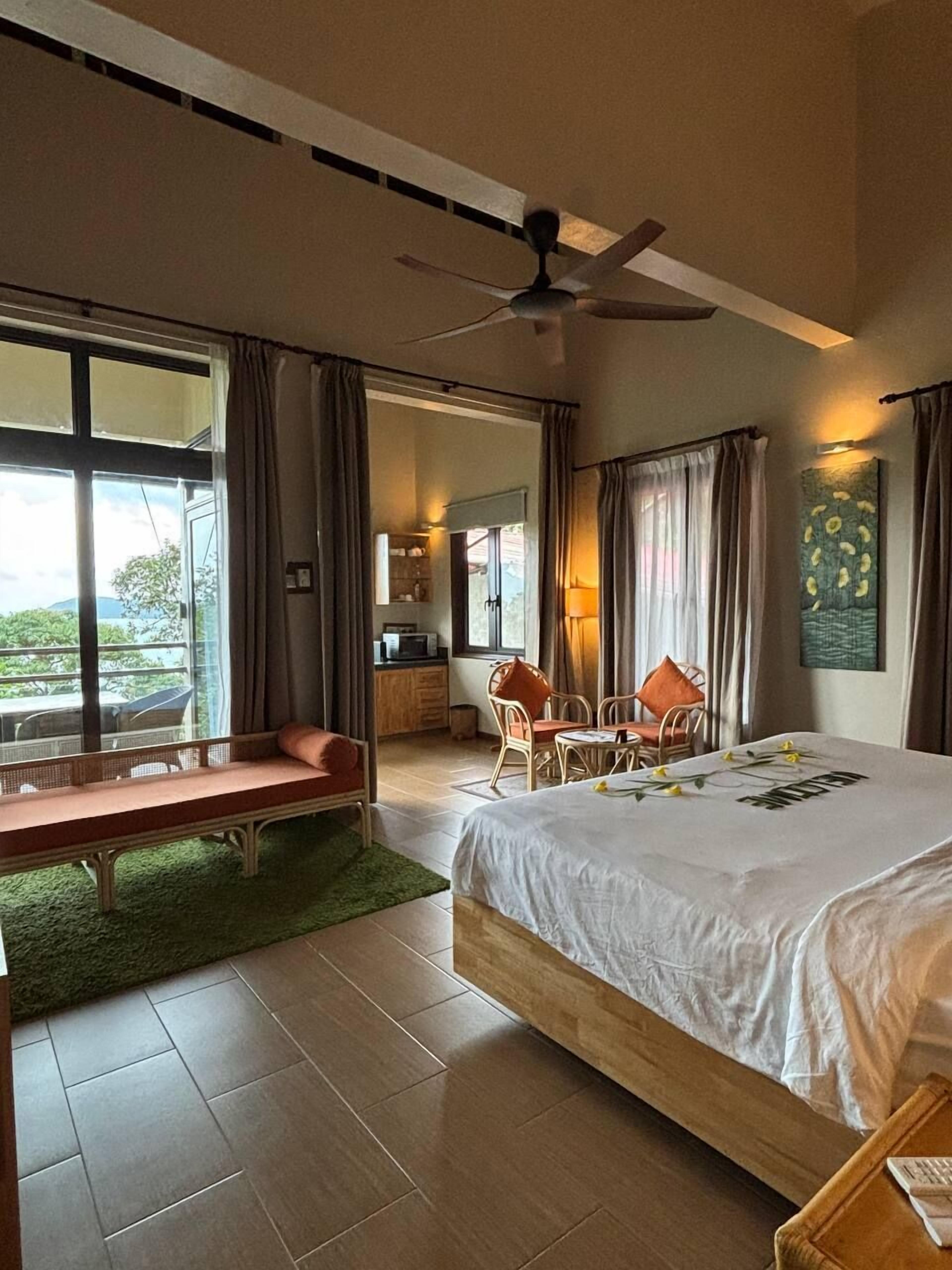 Photo - Ambong Rainforest Retreat