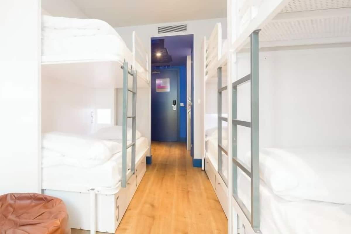 1 bedroom, blackout curtains, iron/ironing board, free WiFi