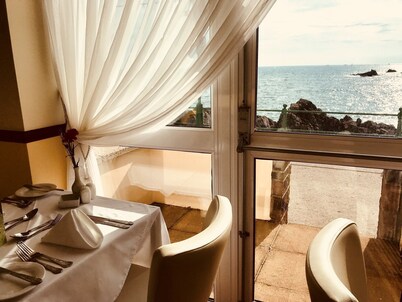 Fort d'Auvergne Hotel