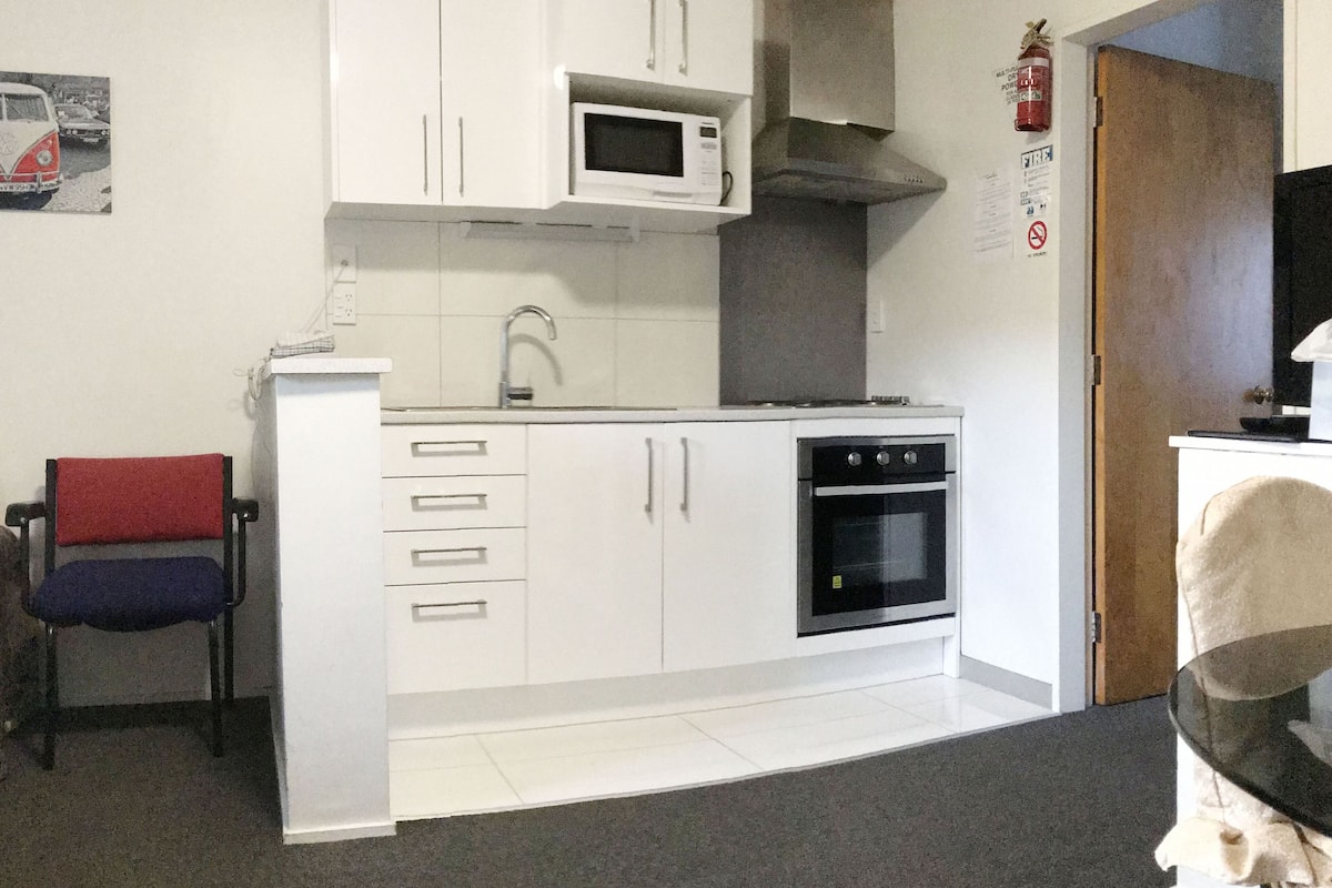 Departamento estándar, 1 habitación | Cocina privada | Refrigerador, microondas y utensilios de cocina
