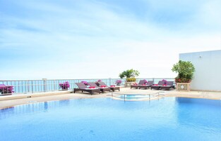 บริเวณภายนอก