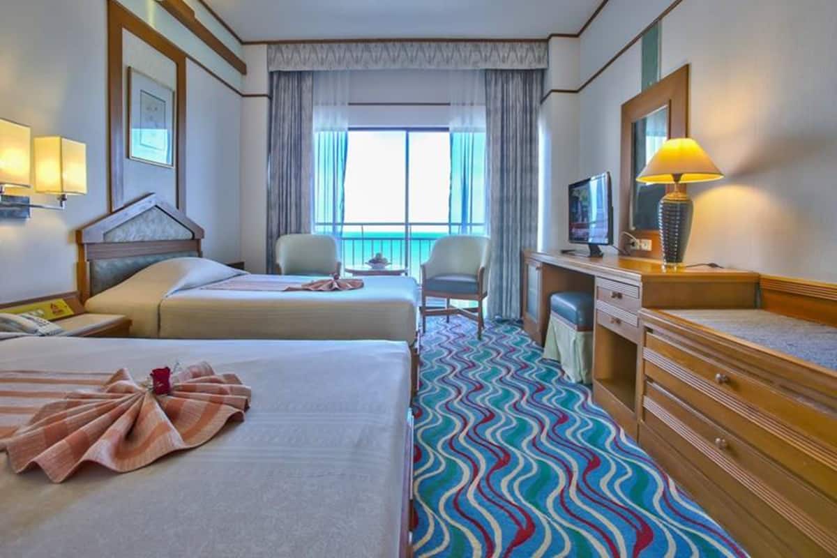 Superior Room, Sea View | In-room safe, free WiFi