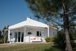 Premium bedding, in-room safe, desk, laptop workspace - Casal do Frade (Sesimbra)