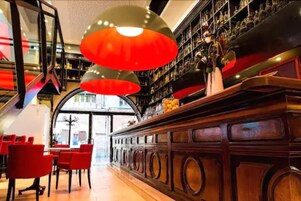 Bar (en la propiedad)