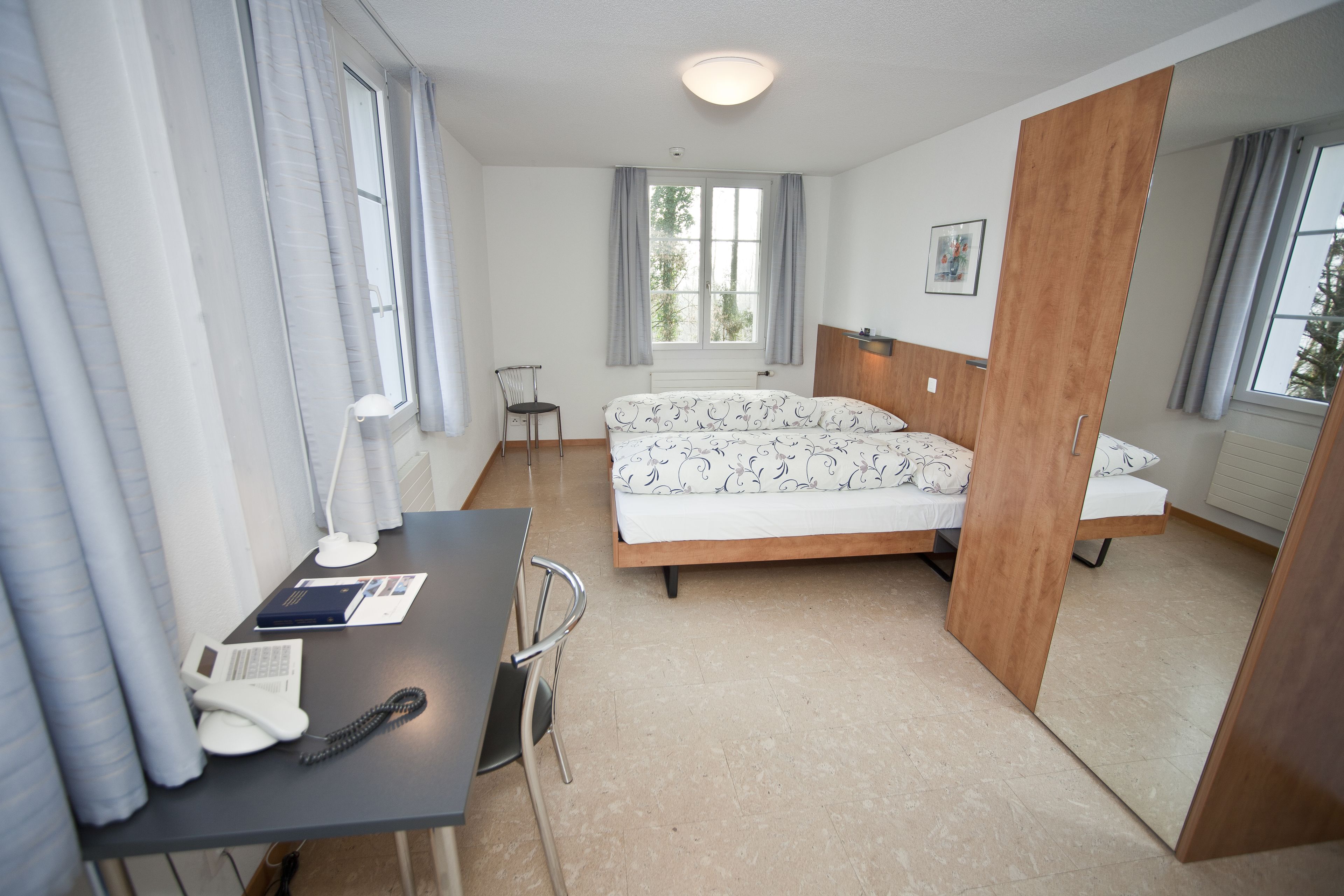 standard twin room | in-room safe, desk, soundproofing, free wifi