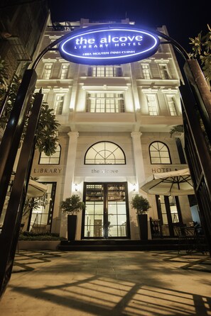Front of property – evening/night