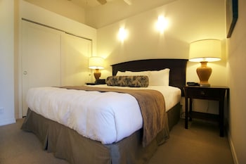 1 bedroom, blackout drapes, free WiFi at Castle at Kauai Kailani