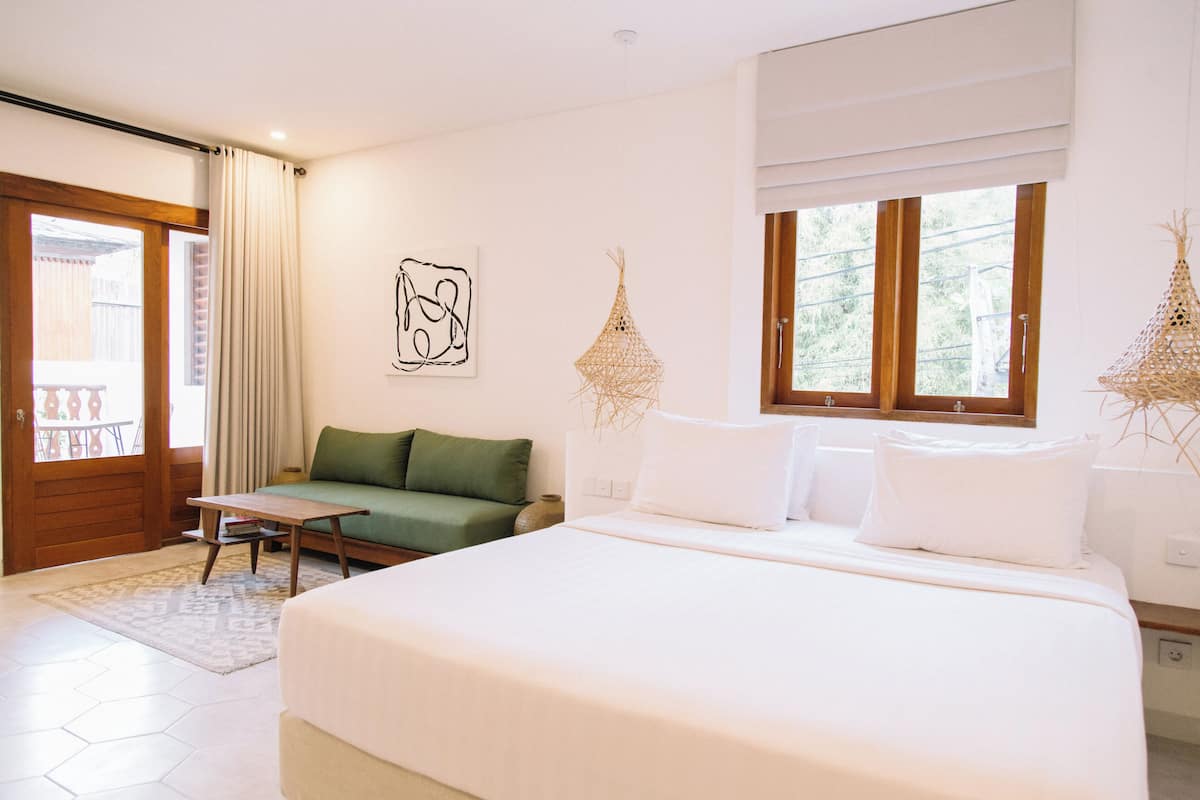 Standard Studio, 1 Bedroom | 1 bedroom, in-room safe, iron/ironing board, free WiFi