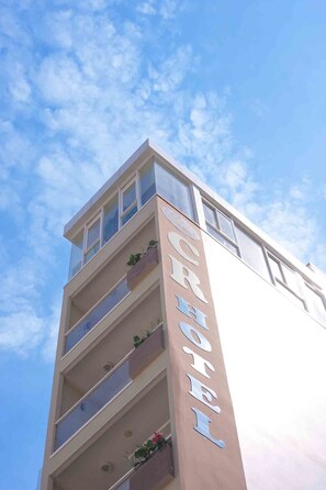Fachada da propriedade