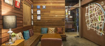 Suneta Hostel Khaosan