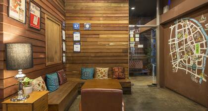 Suneta Hostel Khaosan