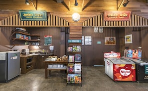 Food and drink - Suneta Hostel Khaosan (Bangkok)
