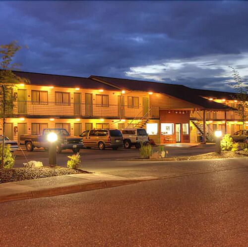 Chestnut Tree Inn Portland Mall 205