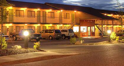 Chestnut Tree Inn Portland Mall 205