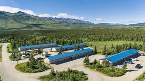 Exterior - Denali Park Hotel (Healy)
