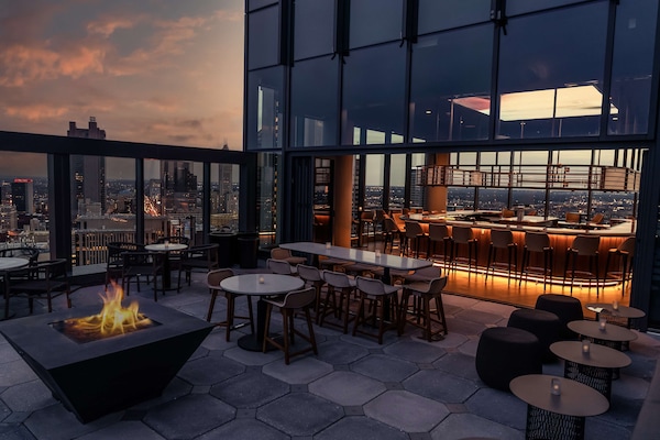 Bar (en la propiedad)