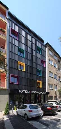 Porch. Hotel Cosmopolit