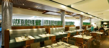 Desayuno a la carta incluido todos los días