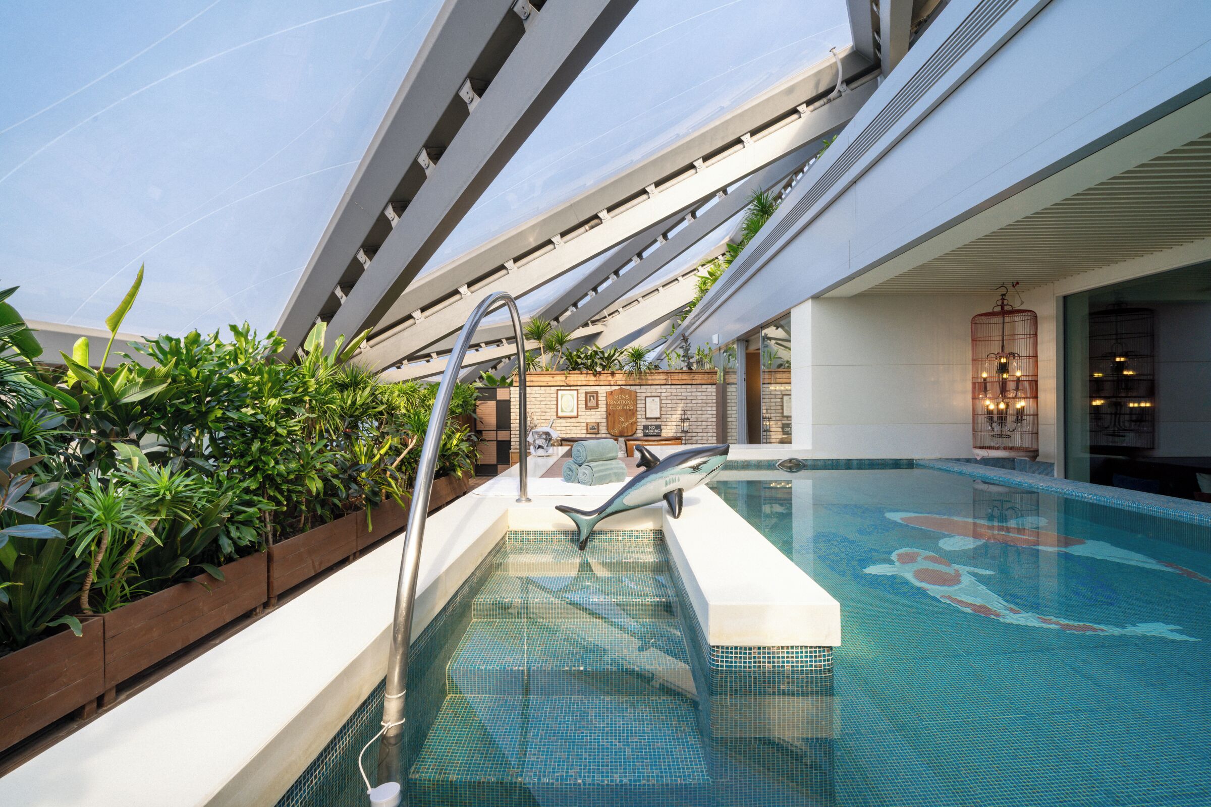 deluxe lagoon suite | terrace/patio