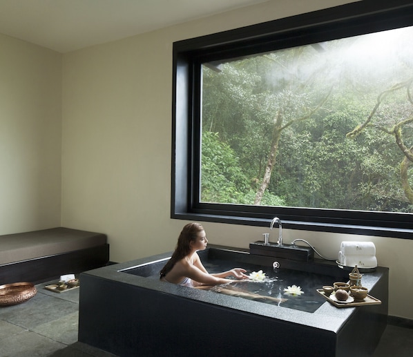 Sauna, hot tub, body treatments, aromatherapy, body wraps, body scrubs